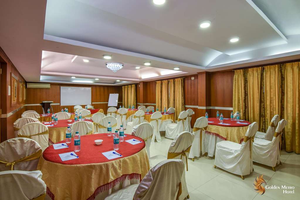 Golden Metro Hotel Bangalore Bagian luar foto