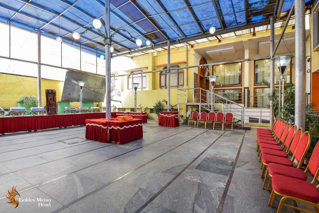 Golden Metro Hotel Bangalore Bagian luar foto
