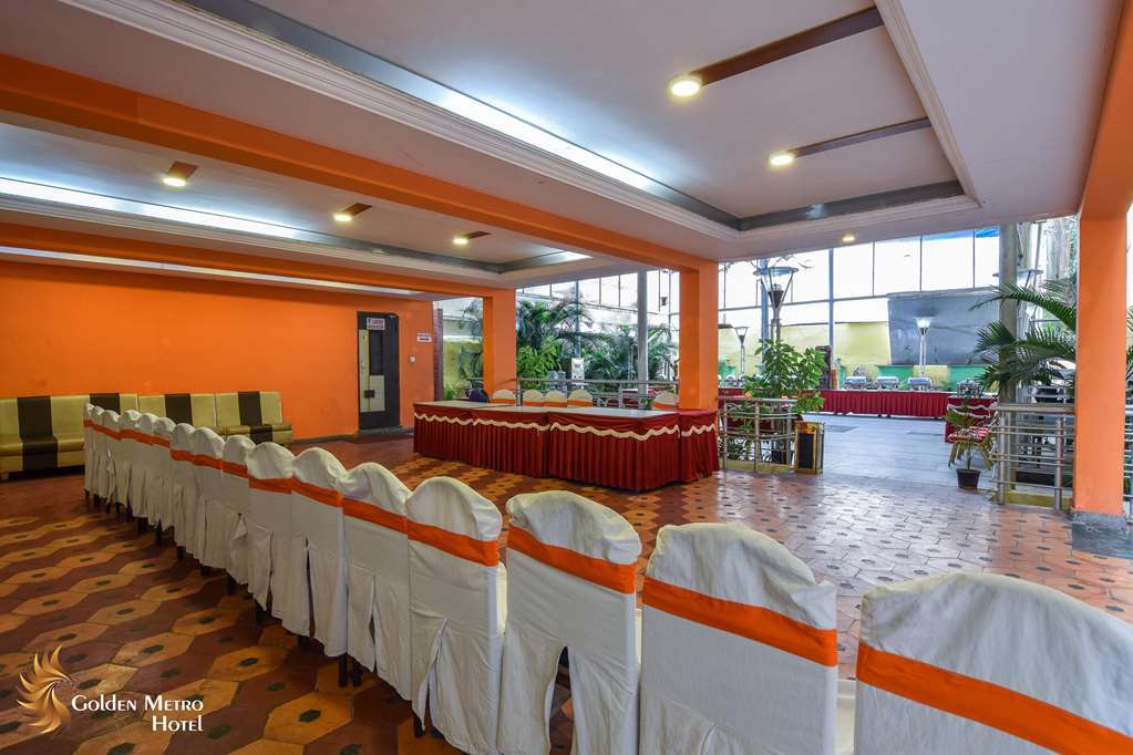 Golden Metro Hotel Bangalore Bagian luar foto