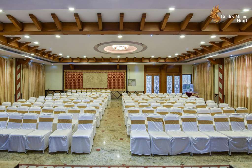 Golden Metro Hotel Bangalore Bagian luar foto