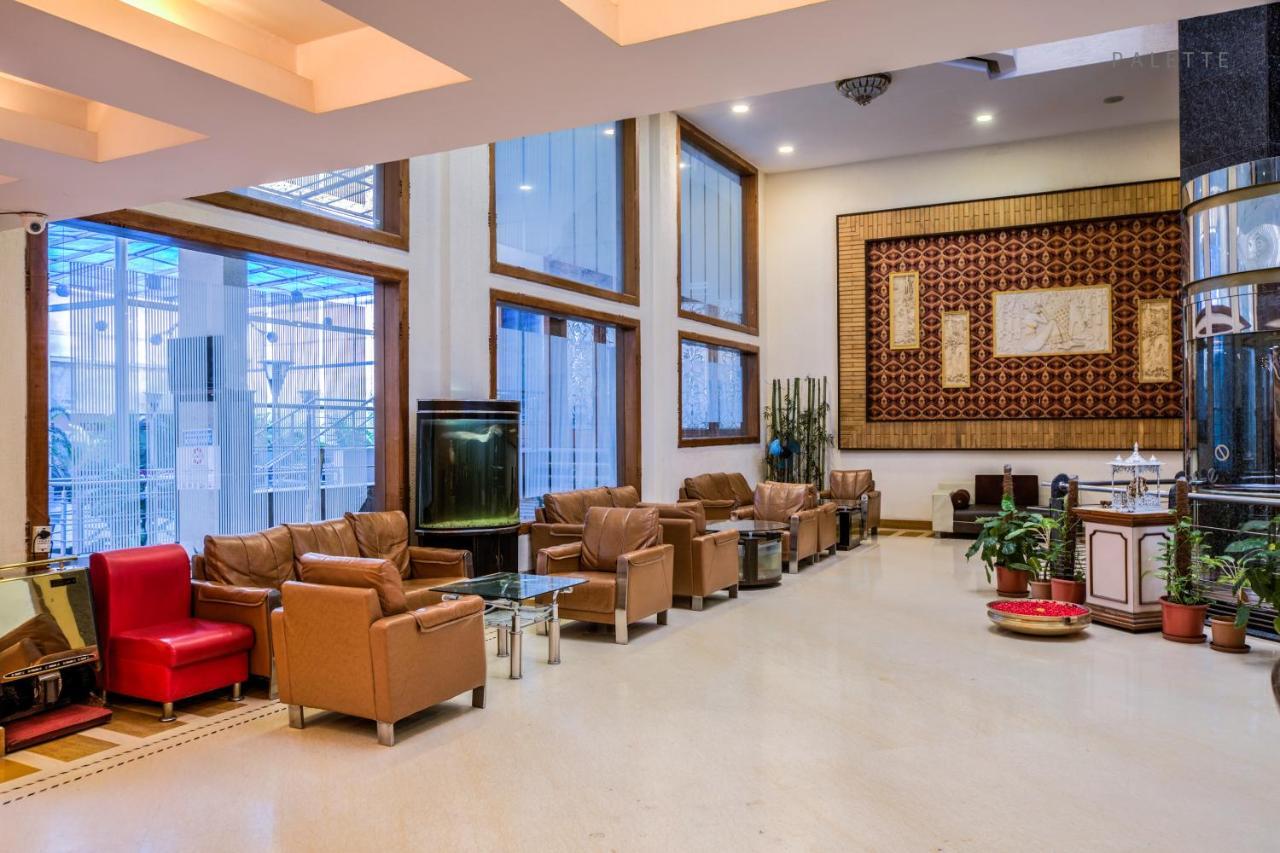 Golden Metro Hotel Bangalore Bagian luar foto