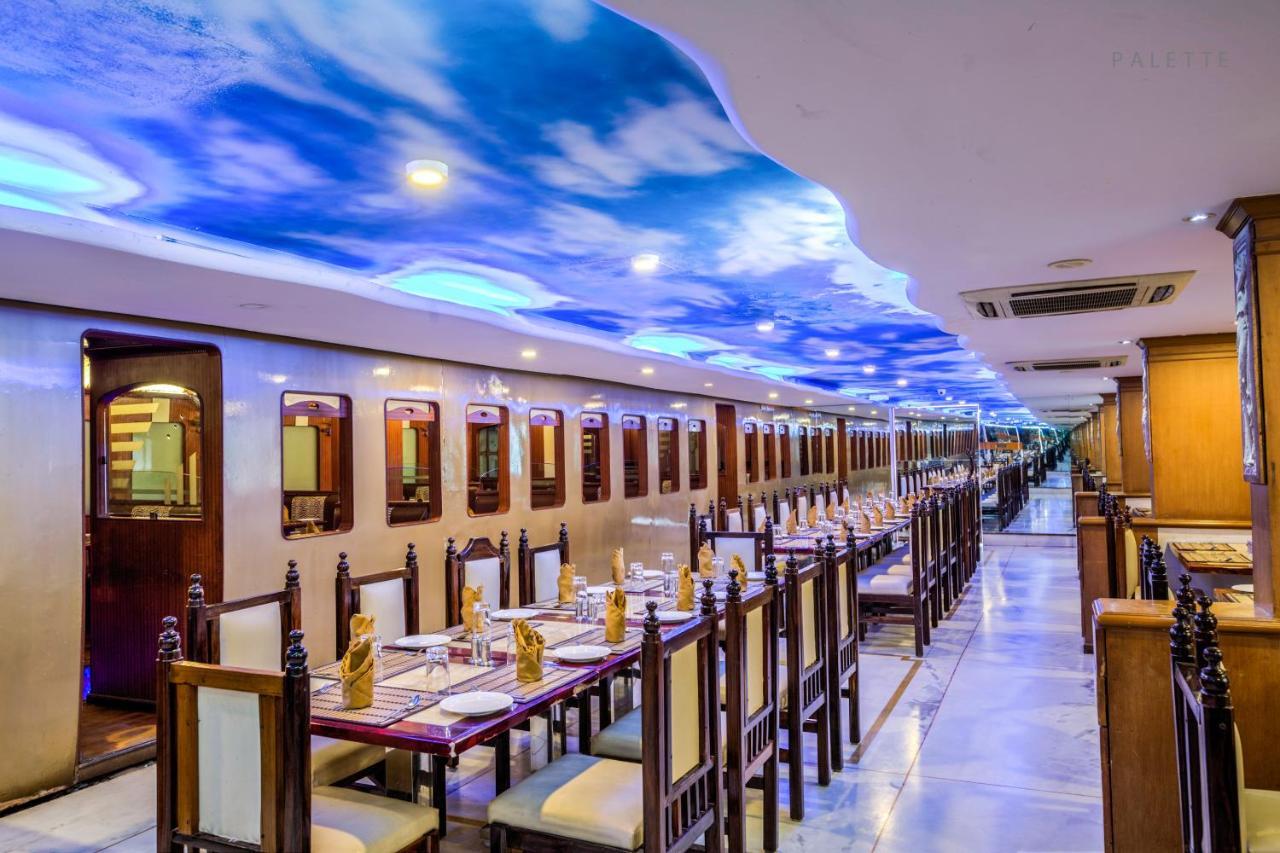 Golden Metro Hotel Bangalore Bagian luar foto